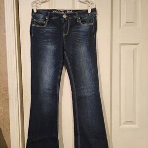 Celebrity Pink Flare Women's Size 11